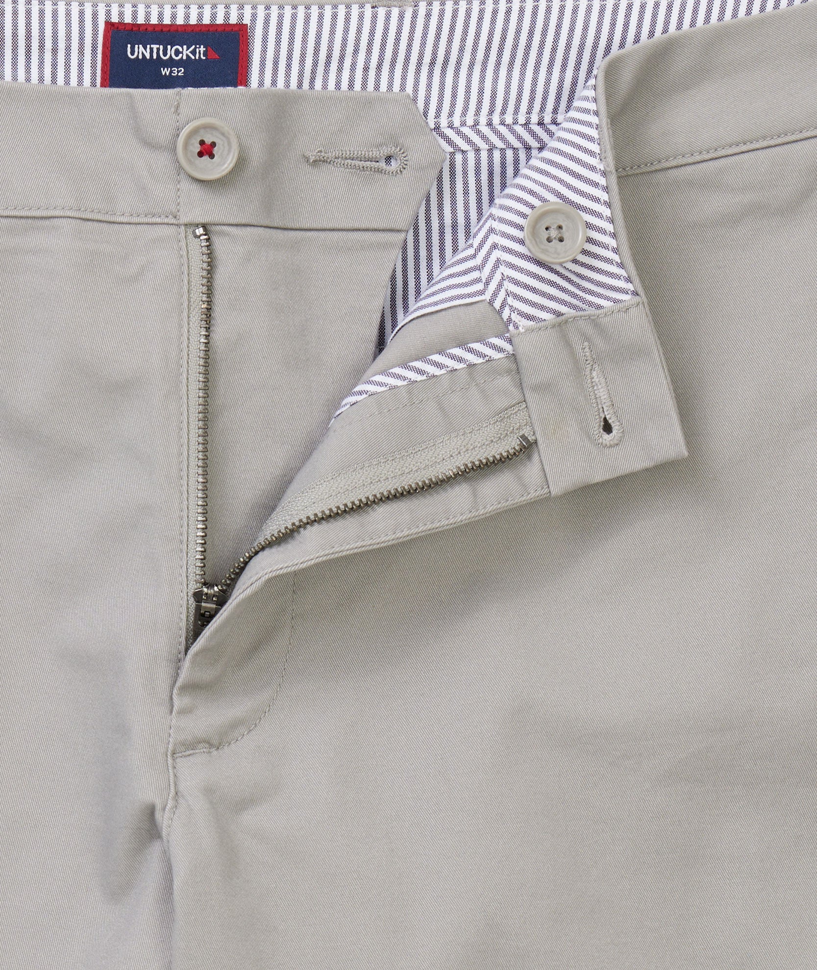 7" Stretch Chino Shorts - Image 4