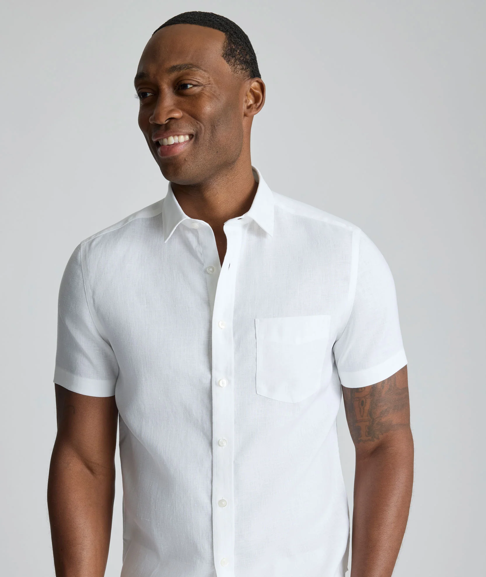 Wrinkle-Resistant Linen Short-Sleeve Cameron Shirt - Image 2