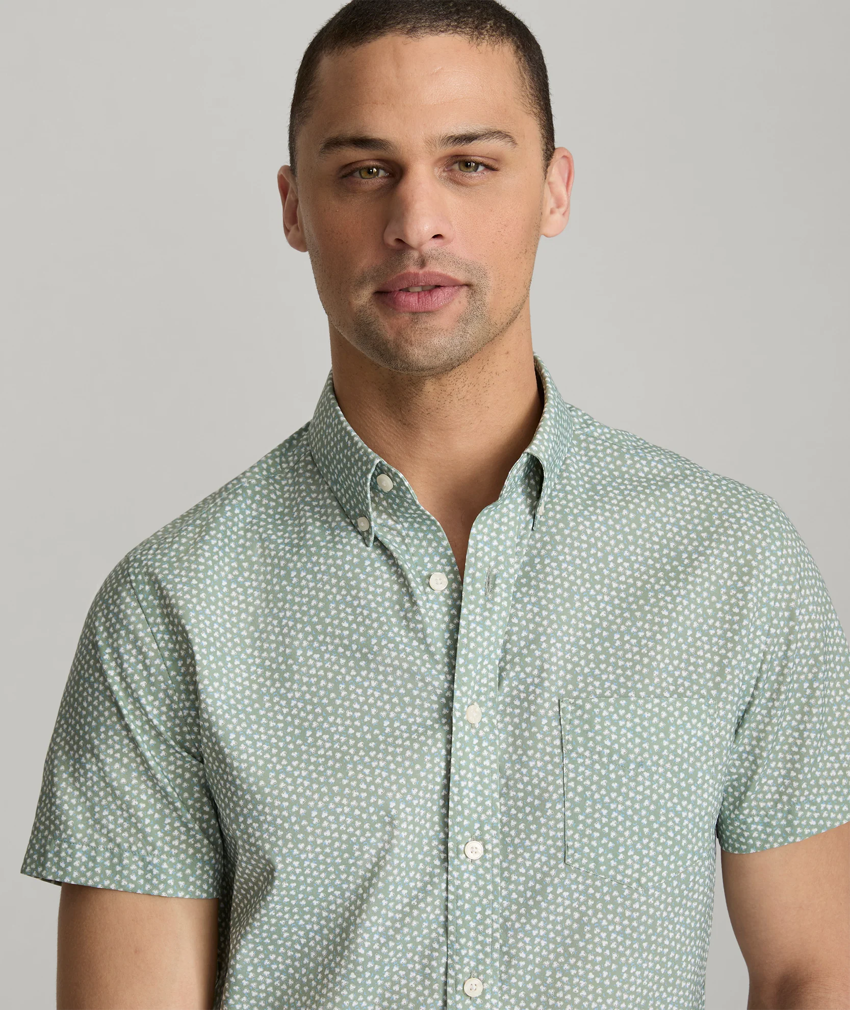 Performance Short-Sleeve Shirt With Pocket - FINAL SALE - Image 3