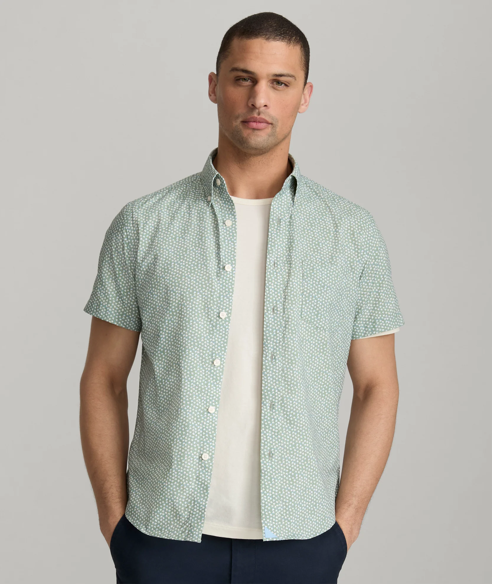 Performance Short-Sleeve Shirt With Pocket - FINAL SALE - Image 4