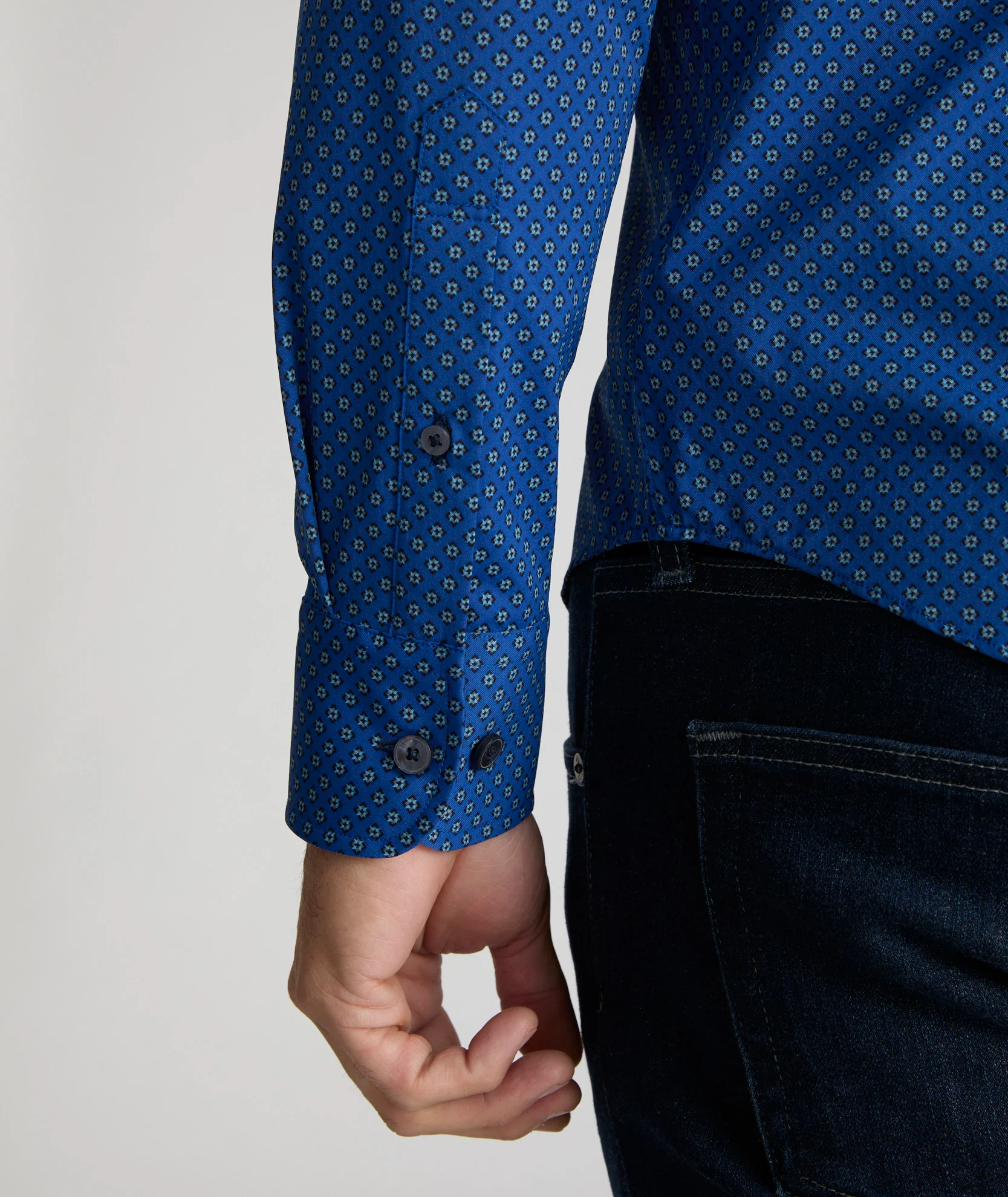 Performance Shirt - FINAL SALE - Image 4