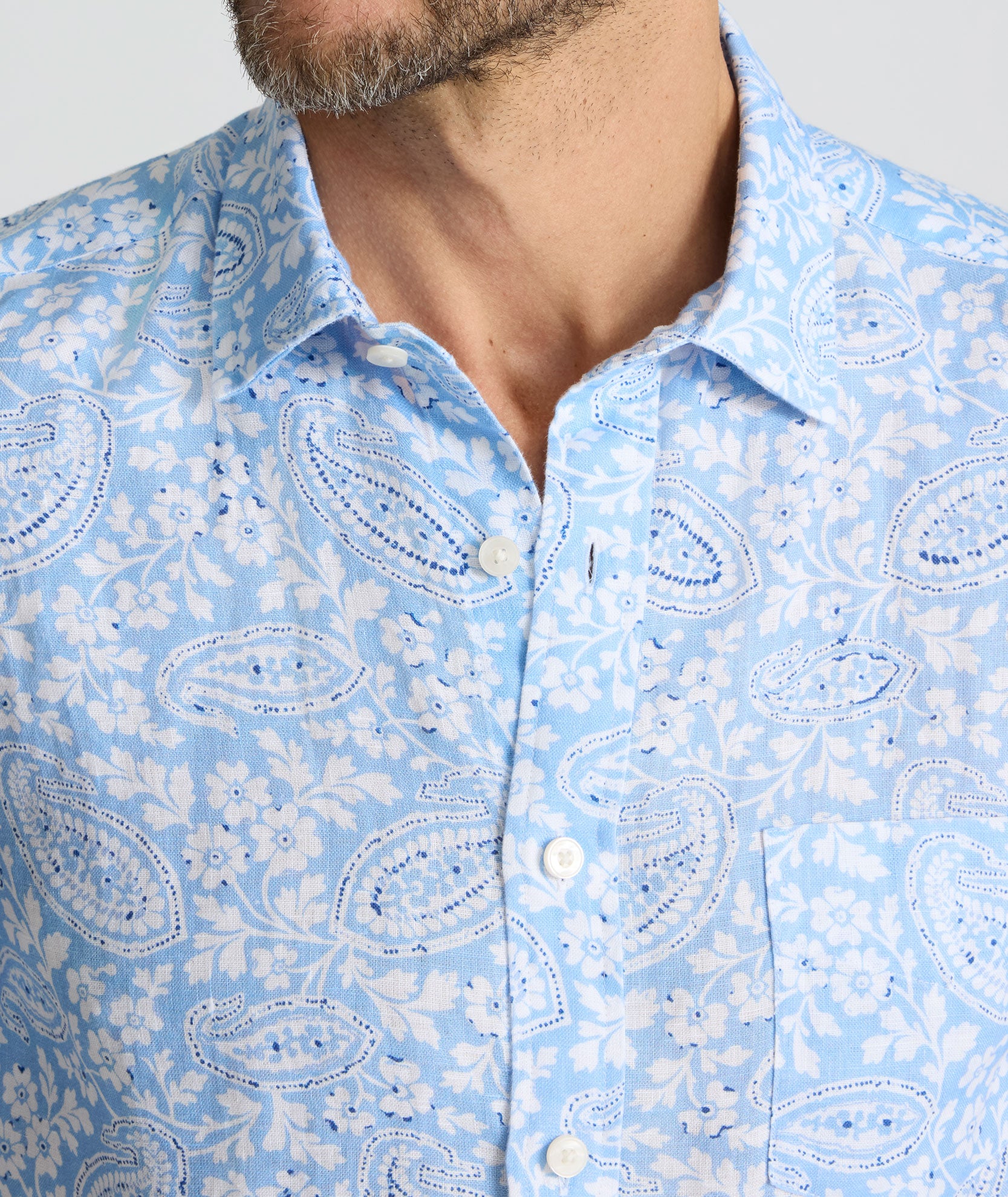 Linen Short-Sleeve Turner Shirt - Image 3